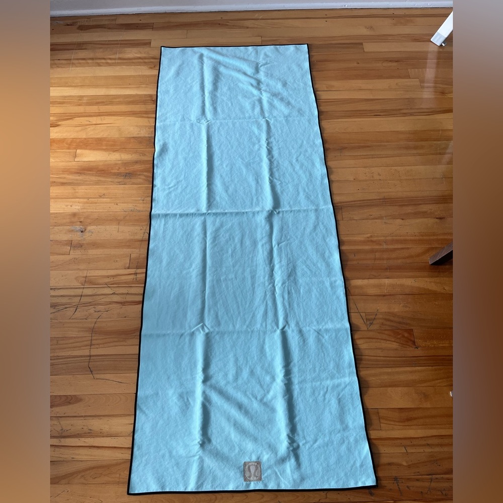 Lululemon Hot Yoga Towel Mat